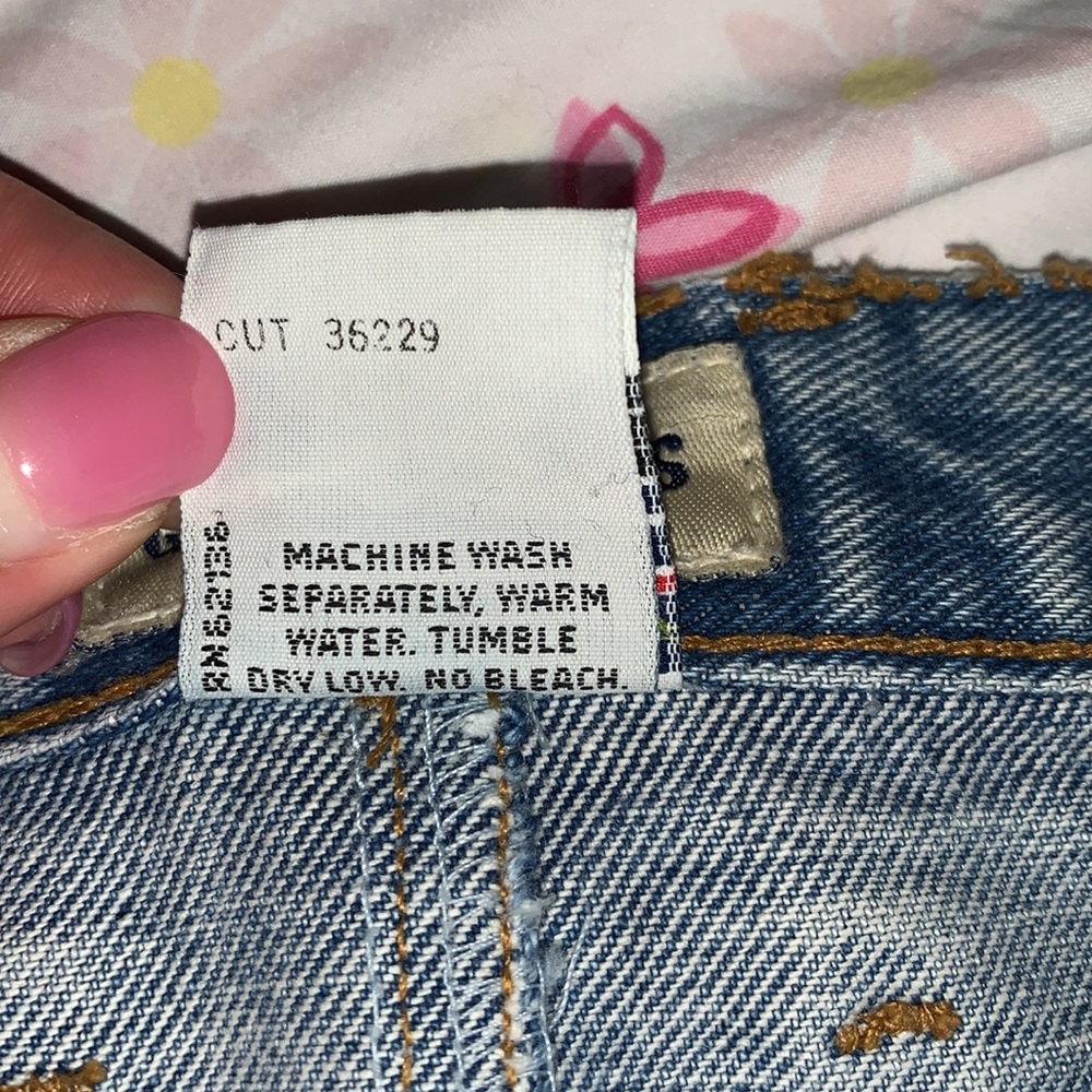 EUC Vintage GUESS Denim Skirt - Picture 6 of 12